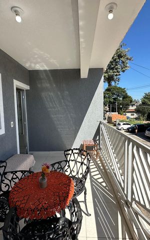 Casa à venda com 144m², 2 quartos e 2 vagas Casa à venda com 144m², 2 quartos e 2 vagasVaranda