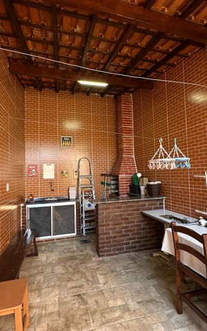 Casa à venda com 144m², 2 quartos e 2 vagas Casa à venda com 144m², 2 quartos e 2 vagasChurrasqueira