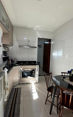 Casa à venda com 144m², 2 quartos e 2 vagas Casa à venda com 144m², 2 quartos e 2 vagasCozinha