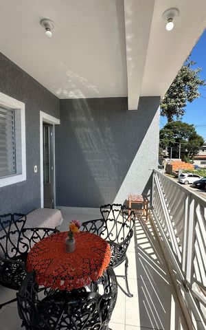 Casa à venda com 144m², 2 quartos e 2 vagas Casa à venda com 144m², 2 quartos e 2 vagasVaranda