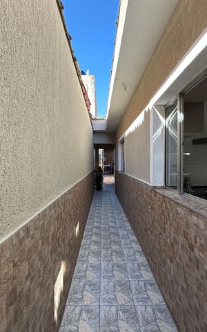 Casa à venda com 144m², 2 quartos e 2 vagas Casa à venda com 144m², 2 quartos e 2 vagasQuintal