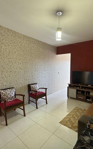 Casa à venda com 144m², 2 quartos e 2 vagas Casa à venda com 144m², 2 quartos e 2 vagasSala