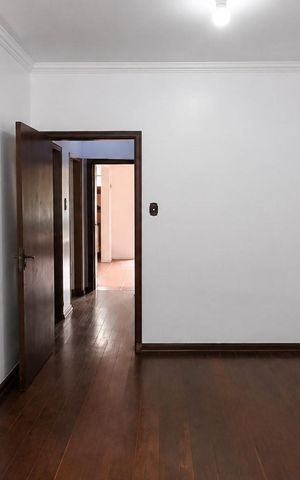 Casa para alugar com 540m², 5 quartos e 5 vagas Casa para alugar com 540m², 5 quartos e 5 vagasQuarto 5