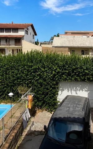 Casa para alugar com 540m², 5 quartos e 5 vagas