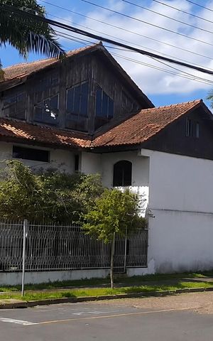 Casa para alugar com 540m², 5 quartos e 5 vagas