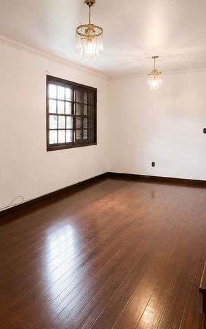 Casa para alugar com 540m², 5 quartos e 5 vagas Casa para alugar com 540m², 5 quartos e 5 vagasSala