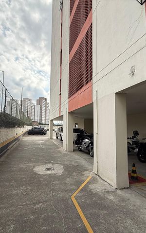 Apartamento à venda com 31m², 1 quarto e 1 vaga Apartamento à venda com 31m², 1 quarto e 1 vagaÁrea comum
