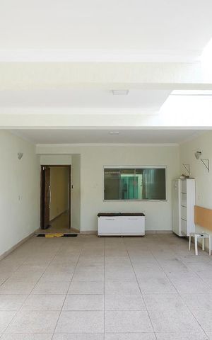 Casa para alugar com 273m², 3 quartos e 3 vagasGaragem