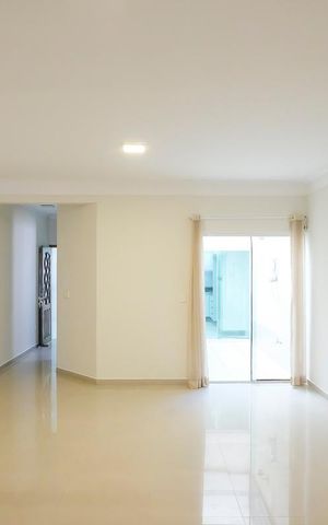 Casa para alugar com 273m², 3 quartos e 3 vagasSala