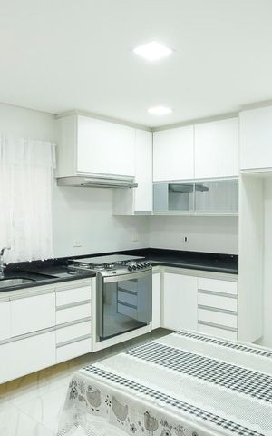 Casa para alugar com 273m², 3 quartos e 3 vagasCozinha