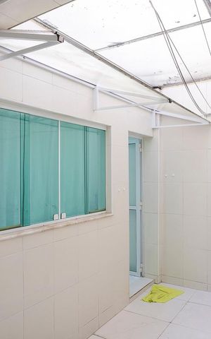 Casa para alugar com 273m², 3 quartos e 3 vagasárea de serviço