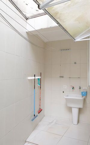 Casa para alugar com 273m², 3 quartos e 3 vagasárea de serviço