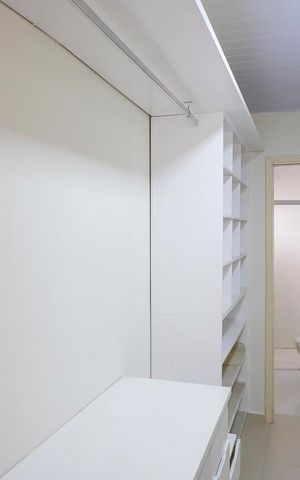Casa para alugar com 273m², 3 quartos e 3 vagasCloset da suíte 3
