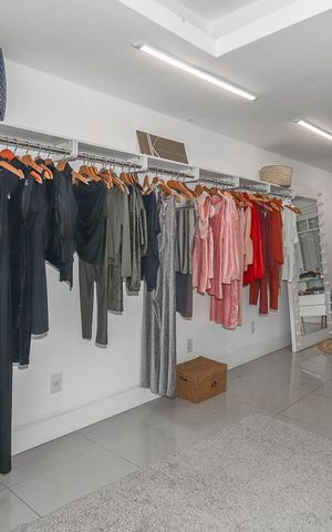 Casa à venda com 500m², 2 quartos e sem vagaSala