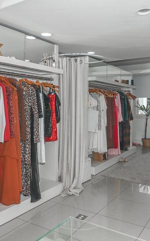 Casa à venda com 500m², 2 quartos e sem vagaSala