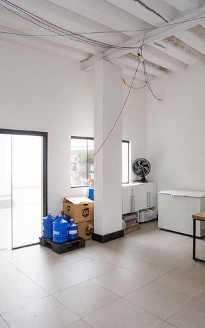 Casa para alugar com 450m², 3 quartos e 2 vagasEscritório