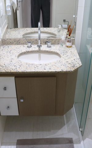 Apartamento à venda com 74m², 2 quartos e 1 vagaBanheiro 1