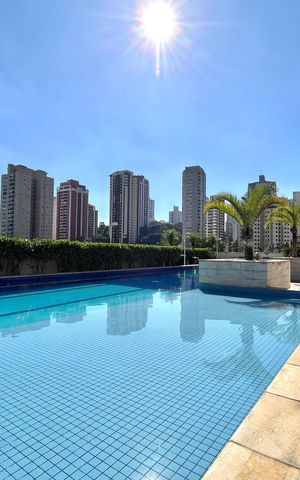Apartamento à venda com 77m², 2 quartos e 2 vagas Apartamento à venda com 77m², 2 quartos e 2 vagasÁrea comum - Piscina