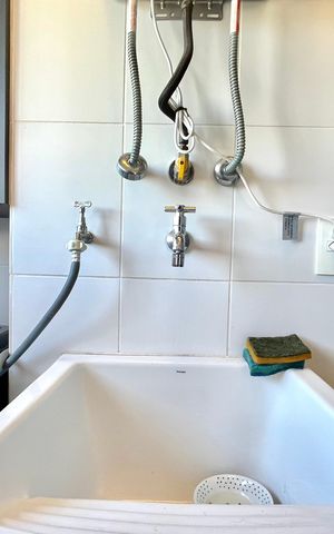 Apartamento à venda com 77m², 2 quartos e 2 vagas Apartamento à venda com 77m², 2 quartos e 2 vagasÁrea de Serviço