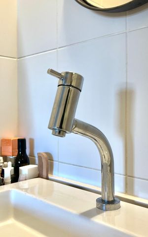 Apartamento à venda com 77m², 2 quartos e 2 vagas Apartamento à venda com 77m², 2 quartos e 2 vagasBanheiro da Suíte