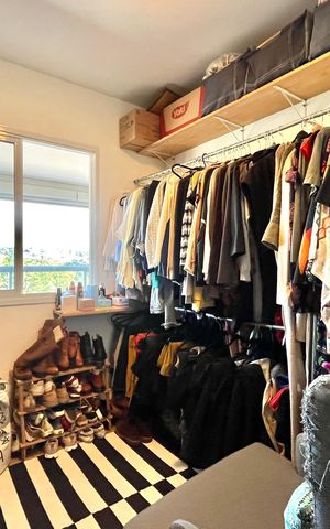 Apartamento à venda com 77m², 2 quartos e 2 vagas Apartamento à venda com 77m², 2 quartos e 2 vagasCloset da suíte