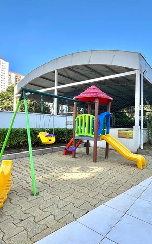 Apartamento à venda com 77m², 2 quartos e 2 vagas Apartamento à venda com 77m², 2 quartos e 2 vagasÁrea comum - Playground