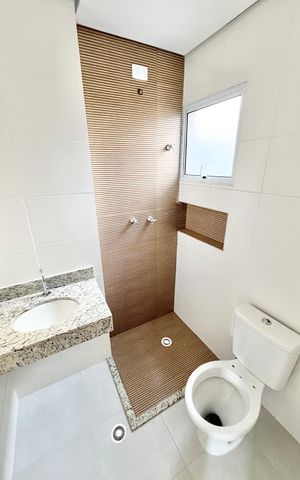 Casa de condomínio à venda com 124m², 3 quartos e 2 vagasBanheiro da Suíte 1