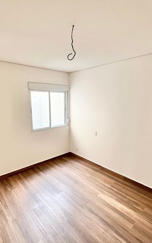 Casa de condomínio à venda com 124m², 3 quartos e 2 vagas Casa de condomínio à venda com 124m², 3 quartos e 2 vagasQuarto 1 - Suíte