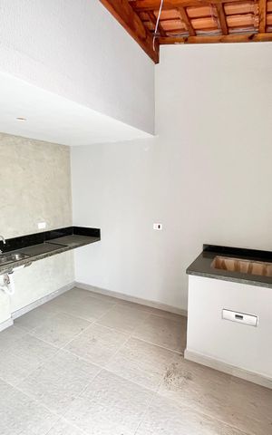 Casa de condomínio à venda com 124m², 3 quartos e 2 vagasVaranda gourmet