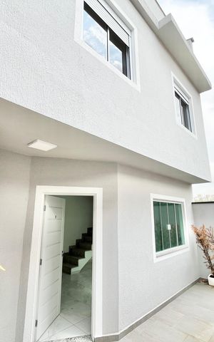 Casa de condomínio à venda com 124m², 3 quartos e 2 vagasFachada
