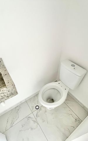 Casa de condomínio à venda com 124m², 3 quartos e 2 vagas Casa de condomínio à venda com 124m², 3 quartos e 2 vagasLavabo
