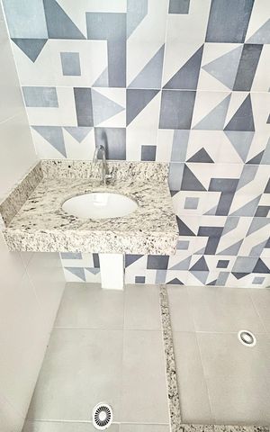 Casa de condomínio à venda com 124m², 3 quartos e 2 vagasBanheiro