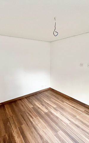 Casa de condomínio à venda com 124m², 3 quartos e 2 vagasQuarto 1 - Suíte