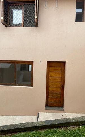 Casa de condomínio à venda com 62m², 2 quartos e 1 vaga