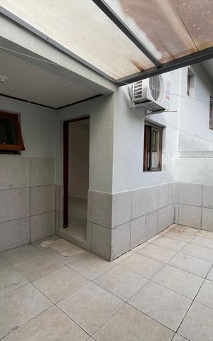 Casa de condomínio à venda com 62m², 2 quartos e 1 vaga