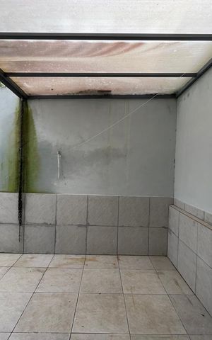 Casa de condomínio à venda com 62m², 2 quartos e 1 vaga