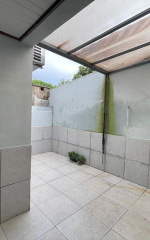 Casa de condomínio à venda com 62m², 2 quartos e 1 vaga