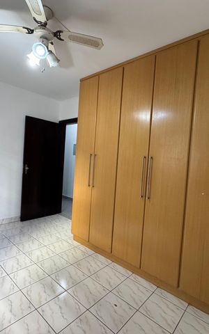 Casa à venda com 339m², 5 quartos e 3 vagas Casa à venda com 339m², 5 quartos e 3 vagasQuarto 2