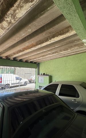 Casa à venda com 339m², 5 quartos e 3 vagas Casa à venda com 339m², 5 quartos e 3 vagasGaragem