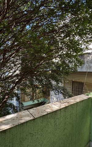 Casa à venda com 339m², 5 quartos e 3 vagas Casa à venda com 339m², 5 quartos e 3 vagasSacada