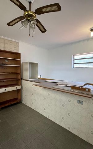 Casa à venda com 339m², 5 quartos e 3 vagas Casa à venda com 339m², 5 quartos e 3 vagasÁrea gourmet