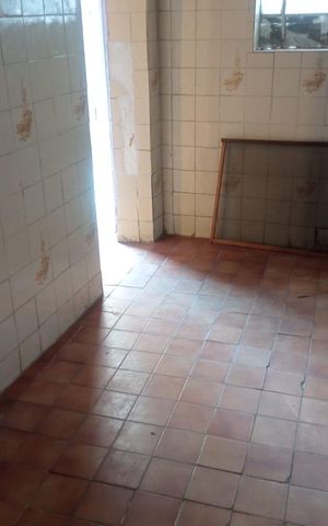 Casa à venda com 40m², 1 quarto e sem vaga