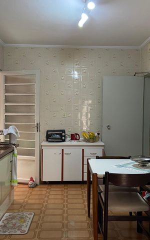 Casa à venda com 307m², 3 quartos e 6 vagas