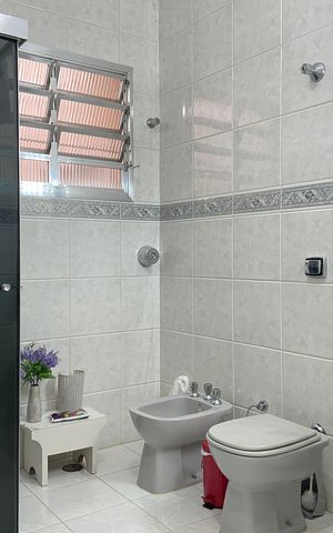 Casa à venda com 307m², 3 quartos e 6 vagas