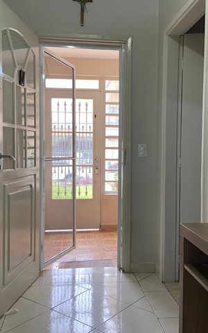 Casa à venda com 307m², 3 quartos e 6 vagas