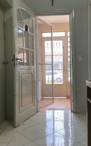 Casa à venda com 307m², 3 quartos e 6 vagas