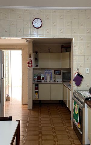Casa à venda com 307m², 3 quartos e 6 vagas