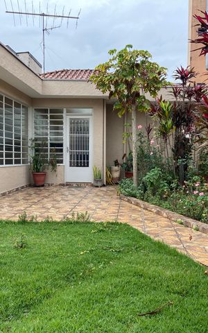Casa à venda com 307m², 3 quartos e 6 vagas