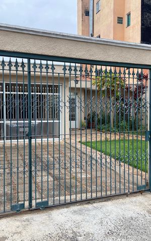 Casa à venda com 307m², 3 quartos e 6 vagas