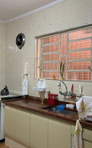 Casa à venda com 307m², 3 quartos e 6 vagas